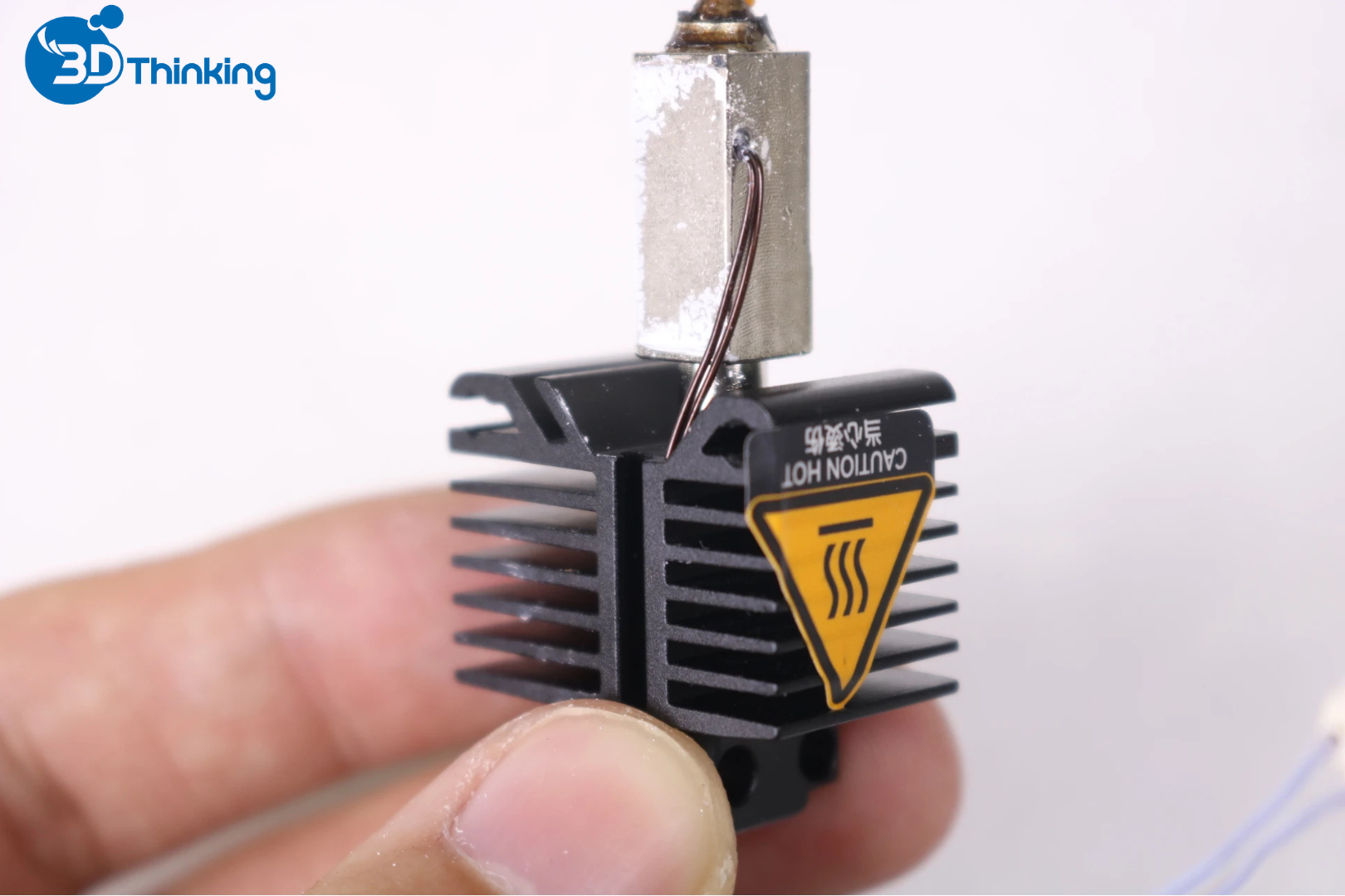 thay thế cụm đầu đùn nóng