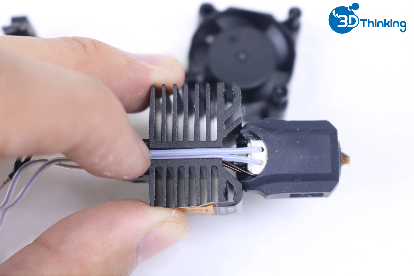 thay thế cụm đầu đùn nóng