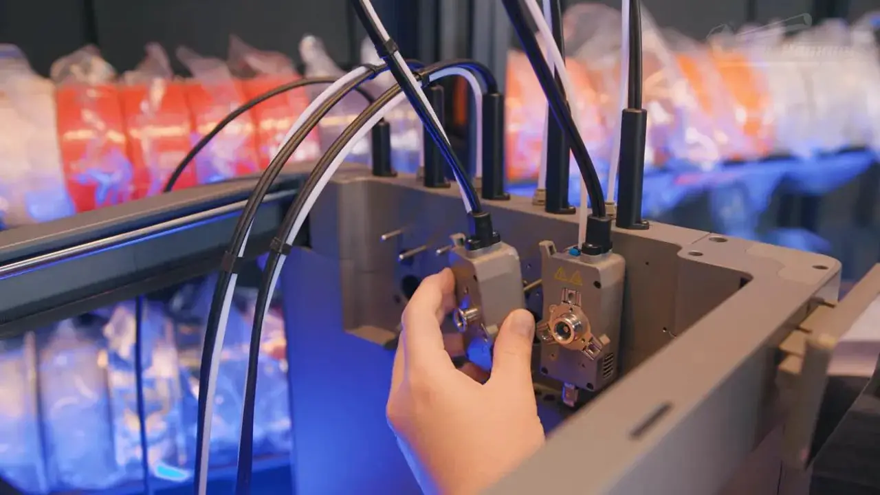Đánh giá FlashForge Creator 5